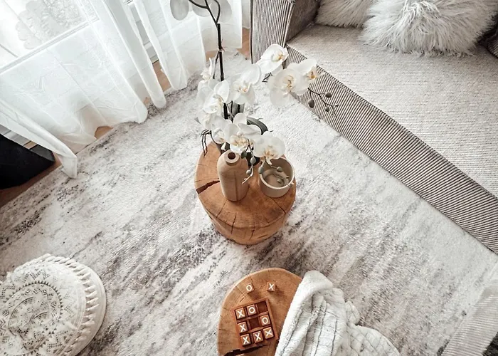 Le Cocon Blanc -t2 Cosy Avec Parking Prive & Balcon - Gare, Nouvelle